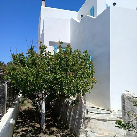 Apartment Cityscape Terrance Vari (Syros)